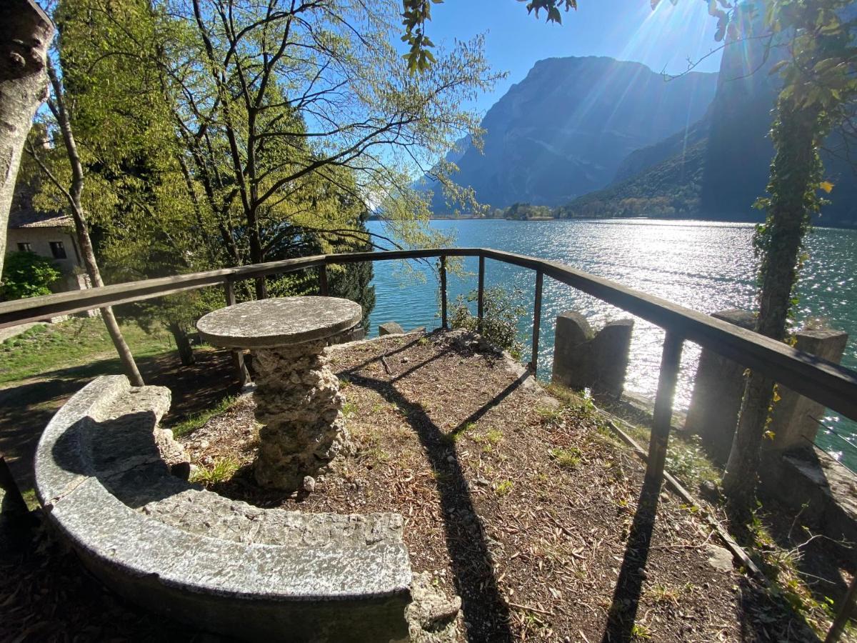 Castel Toblino Apartments Calavino Exterior foto